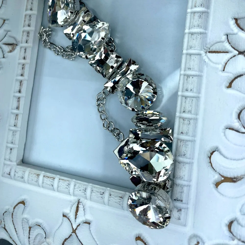 New! Zara’s Stones Chocker Necklace